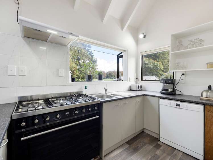 31A Halyard Close_4
