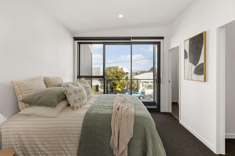 2/20 Trent Street Island Bay_8