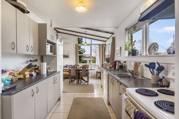 1/14 Eyre Street Henderson_8