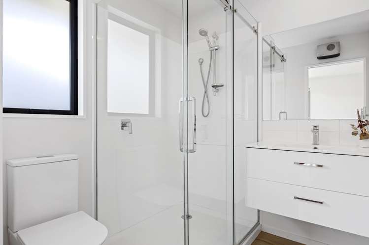 1 Stonyer Street Woodend_11