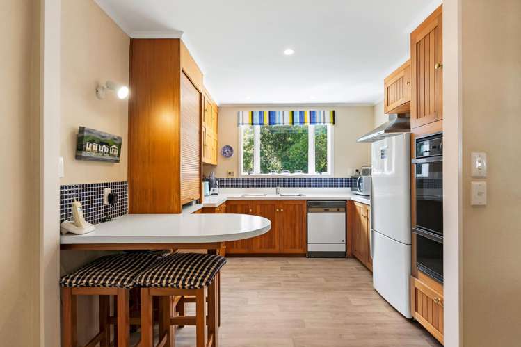 4 Freemans Way Pinehaven_12