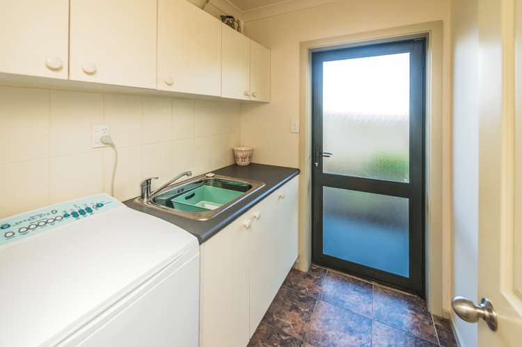 13 Chester Road Springvale_18