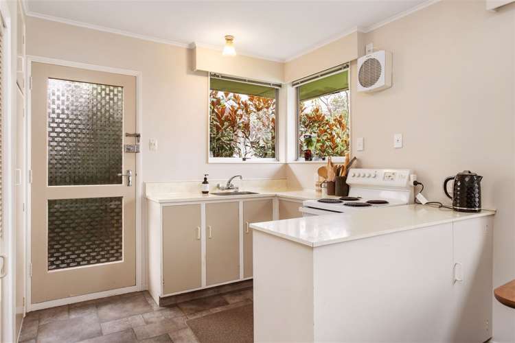 2/76 Grants Road Papanui_5