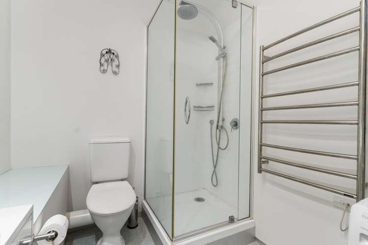 102/45 Stanley Point Road Devonport_12