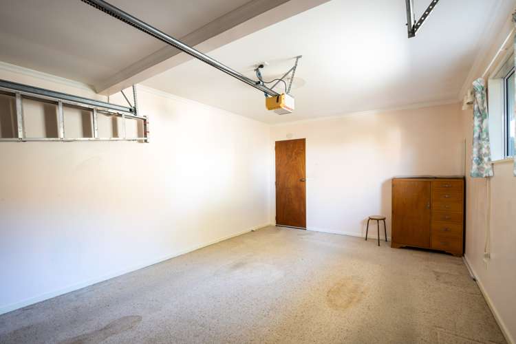 1 Wrantage Street Westown_19