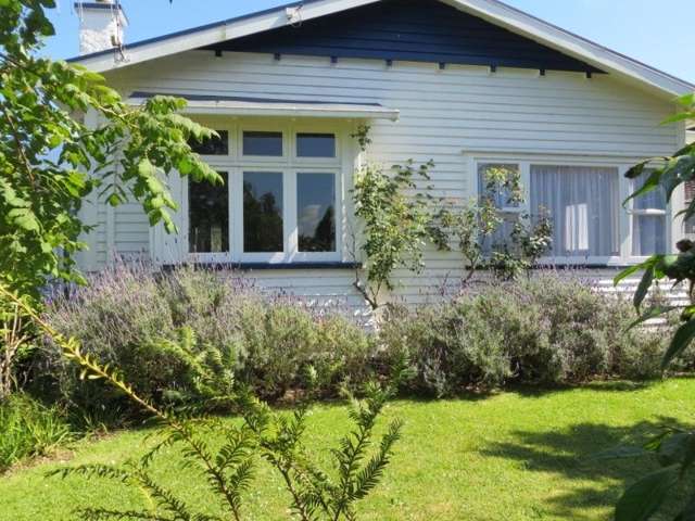 16 Longfellow Street Te Aroha_2