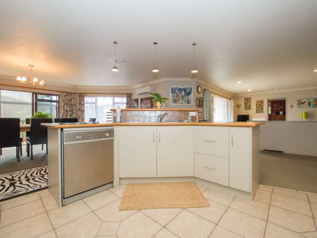 18a Stoneleigh Drive Chartwell_2