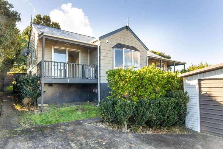 6 Pahi Place West Harbour_12