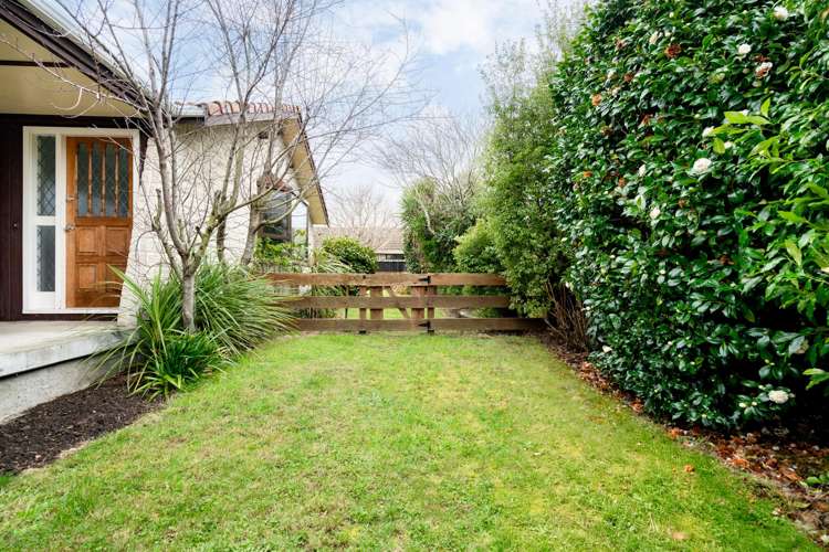 38 Millstream Drive Lincoln_15