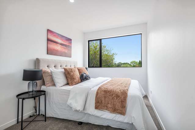 2/12 Tawera Road Greenlane_4