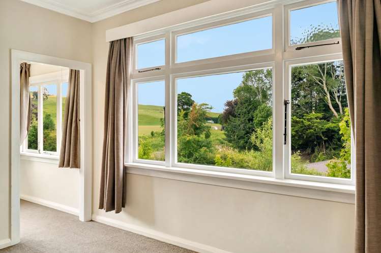 111 Main Road Waikouaiti_11