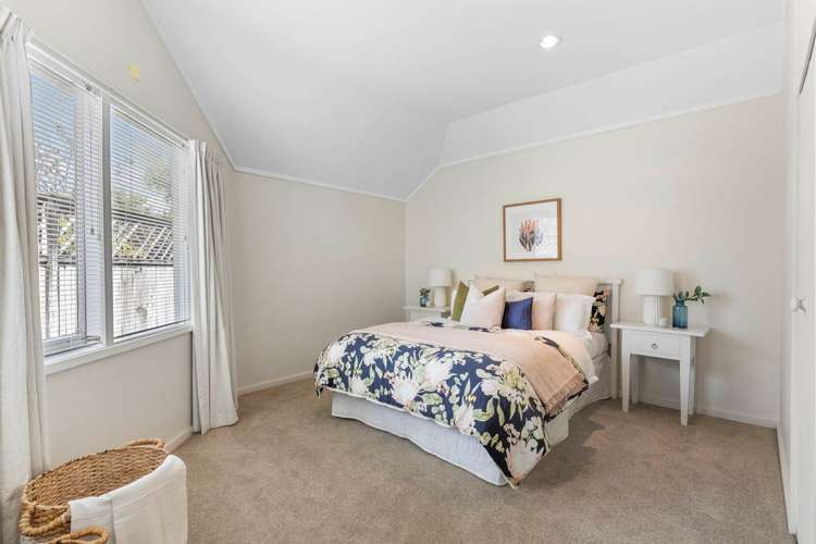 15 Panapa Drive St Johns_22