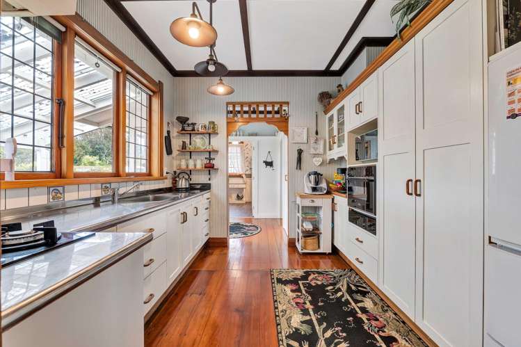 27 High Street Hawera_6