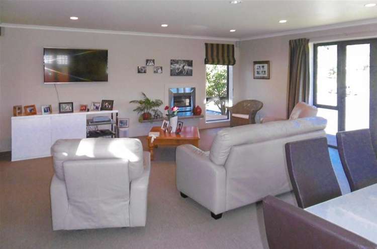 191 Waikawa Road Waikawa_19