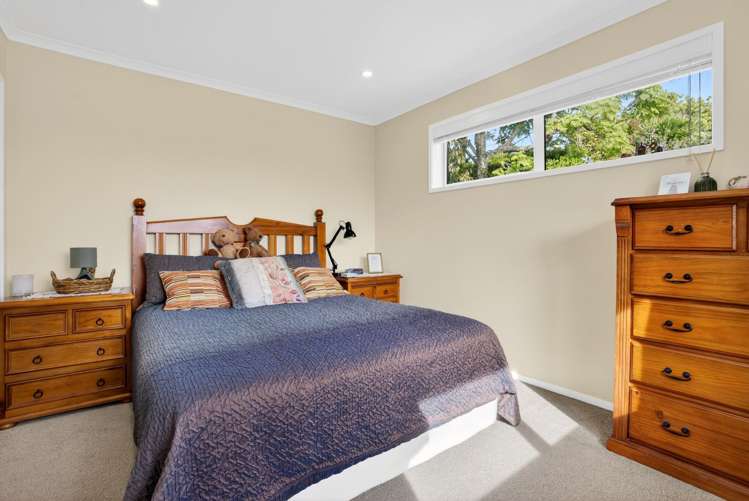 20 & 20A Brian Crescent Stanmore Bay_37