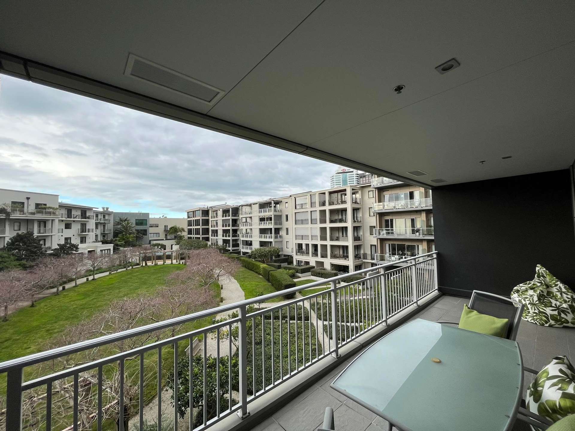 2D/11 Pakenham Street East Auckland Central_0