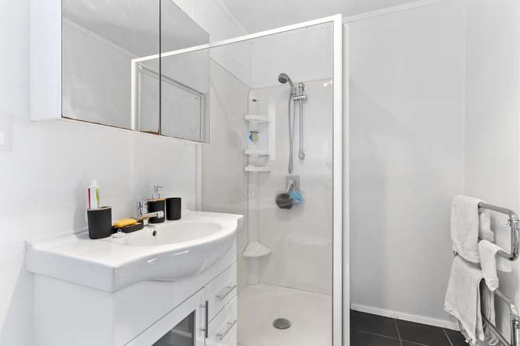 22 Cotswold Crescent Newlands_16