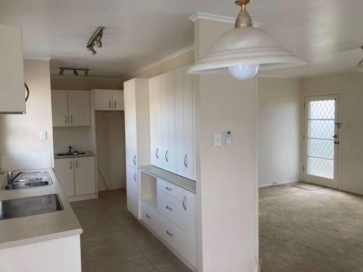 63 Sheehan Avenue Papakura_2