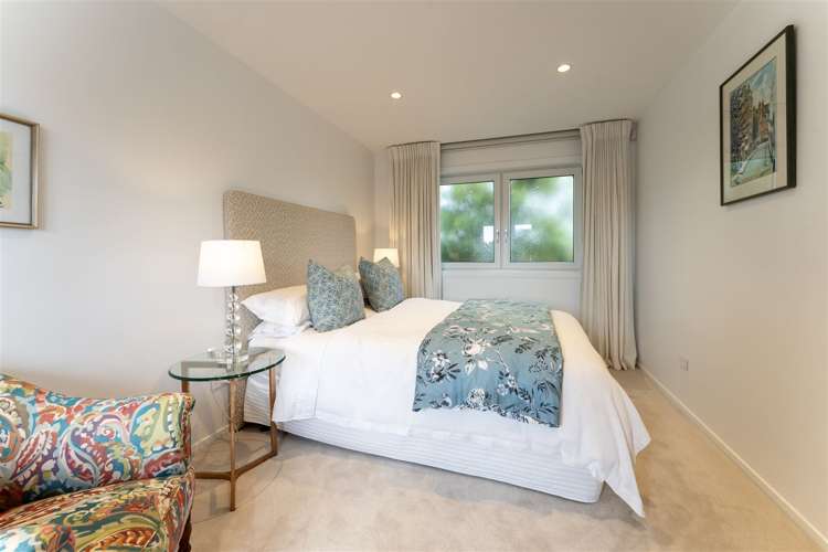 62a Holly Road Saint Albans_17