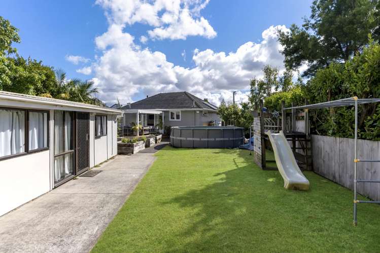37 Waipani Road Te Atatu Peninsula_21