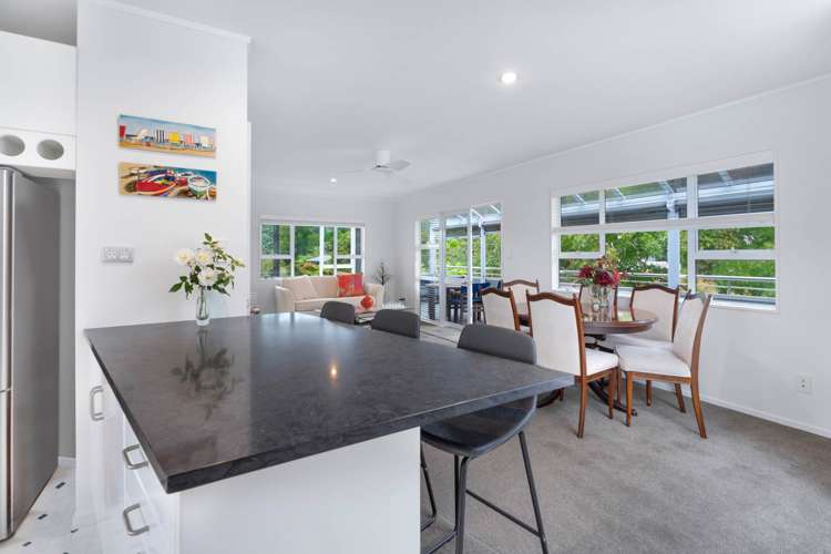 553a East Coast Road Browns Bay_17