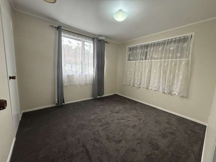 168 Solar Road Glen Eden_6