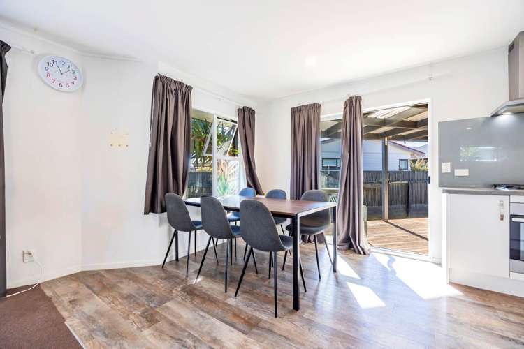 43a Graham Avenue Te Atatu Peninsula_6