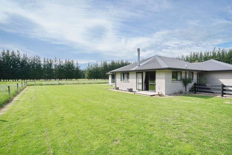 285p Balcairn Amberley Road Balcairn_9