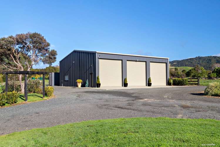 67 Pukekereru Lane Whakatiwai_14