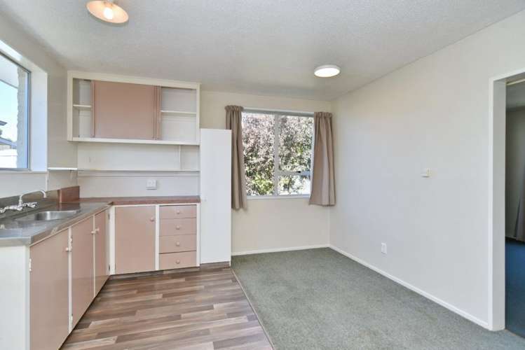 2/5 Tamarisk Place Parklands_8