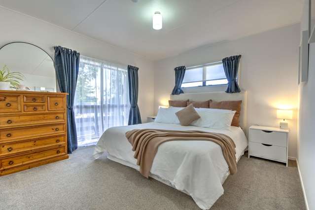 19B Baverstock Road Nawton_4