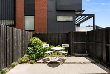 4/11 Western Springs Road_4