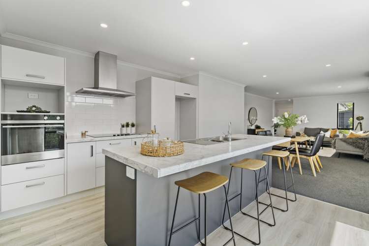 110 Whakaturou Crescent Pyes Pa_5