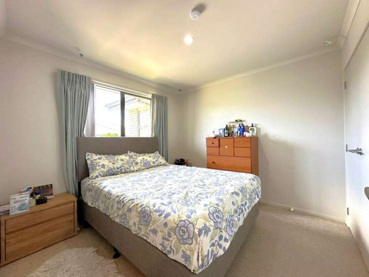 53 Sunningdale Street Wattle Downs_28