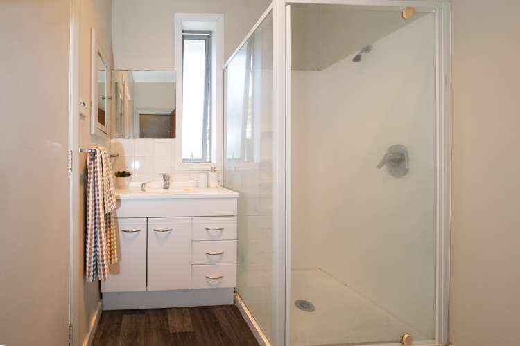 13 Middle Road Allenton_11