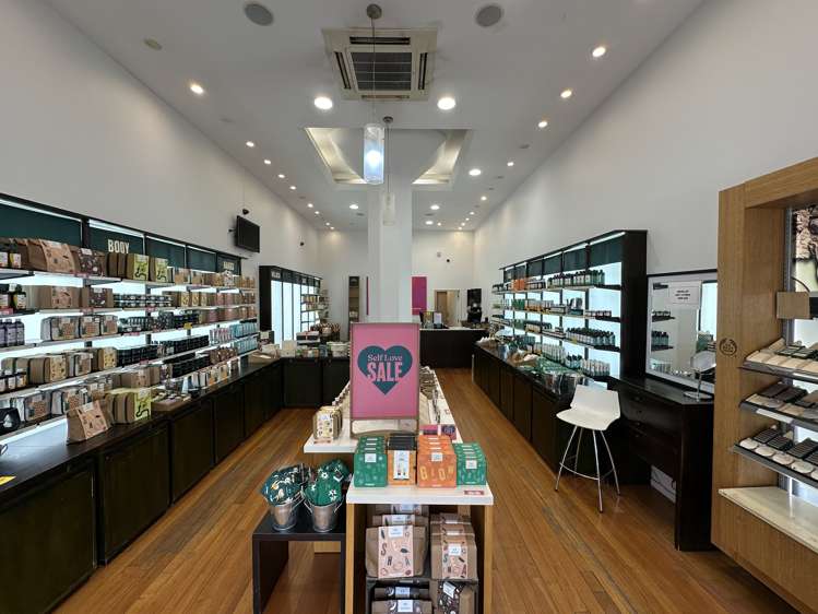 156-162 Emerson Street Napier South_5