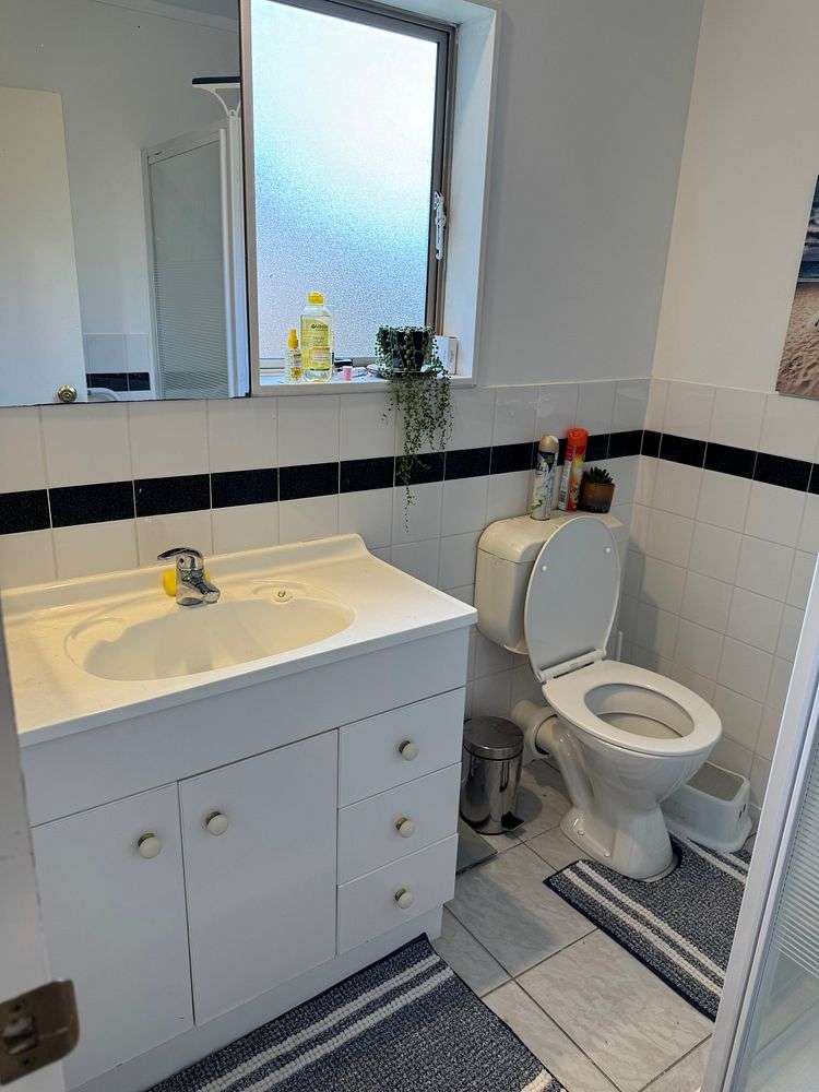 1/36 De Havilland Drive Goodwood Heights_18