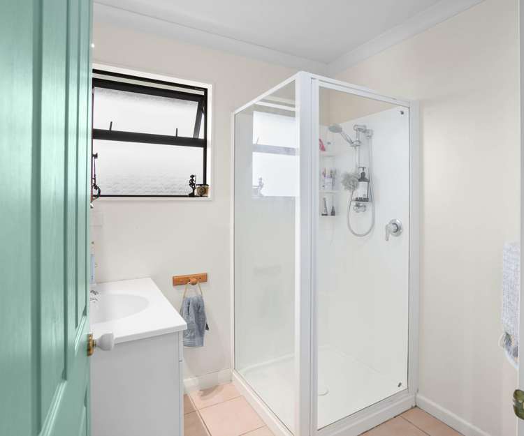 14 Olympus Way Richmond_13