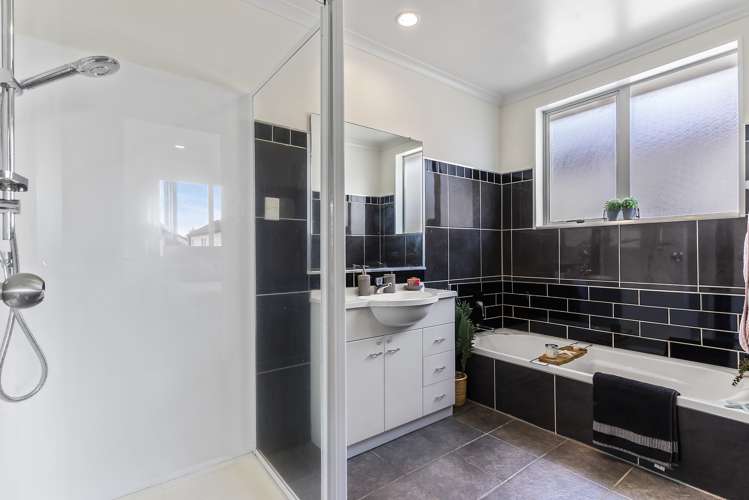 54 Bruce Pulman Drive Takanini_15