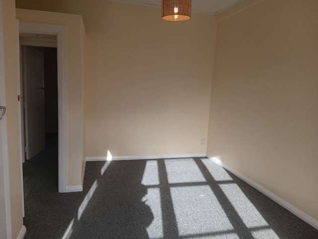 1/210 Rintoul Street Berhampore_3