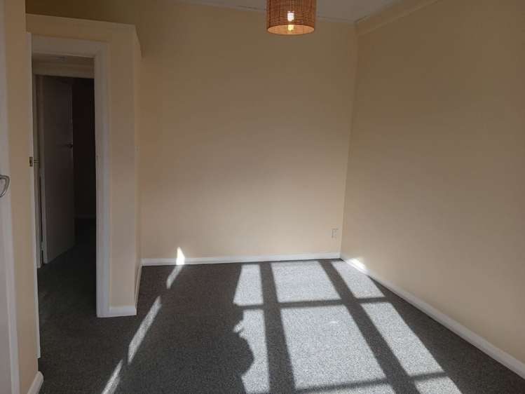 1/210 Rintoul Street Berhampore_3