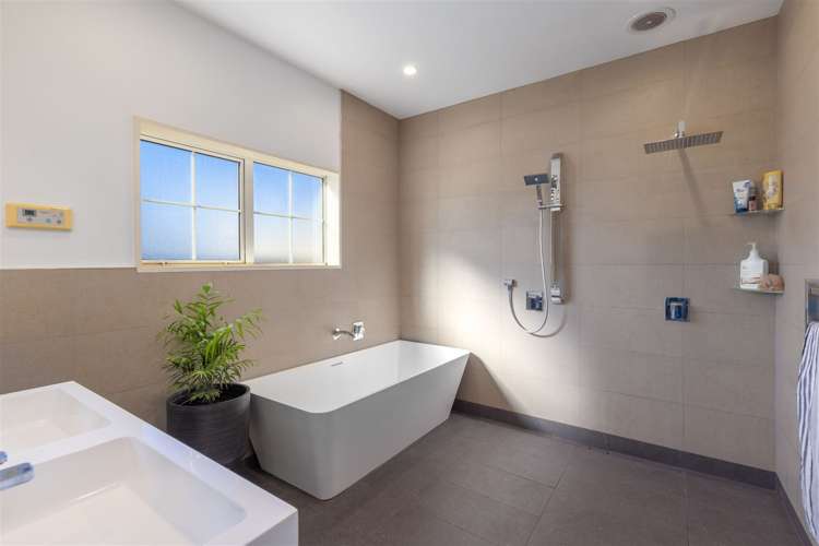 61 Kelvin Crescent Allenton_15