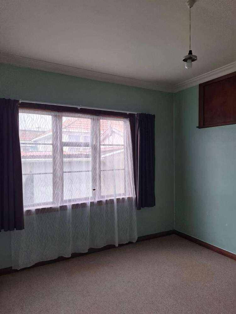 561 Queen Street East Levin_9
