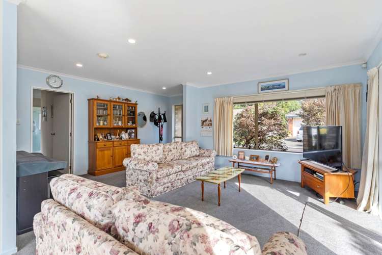 25h Youngs Road Papakura_3