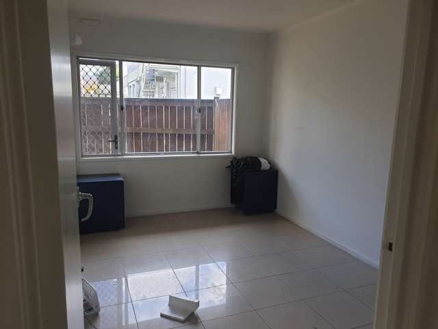 2/10a Arabi Street Sandringham_1