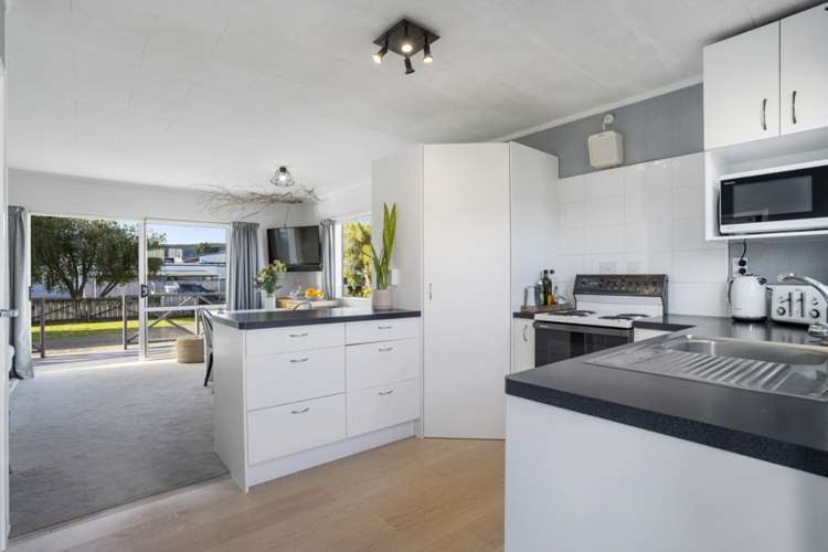 111 Wattle Place Whangamata_13