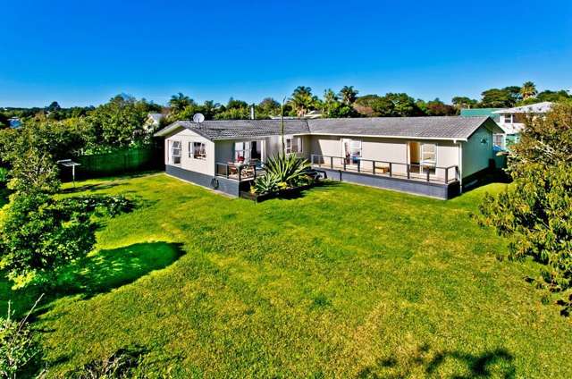 Large Five-Bedroom Family Home in Old Greenhithe