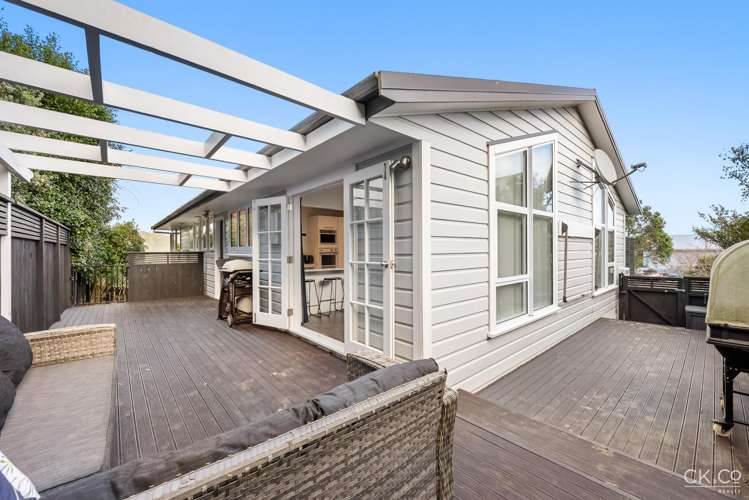 34 Sunshine Crescent Kelson_16