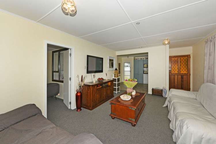 2/6 Gemstone Drive Birchville_5