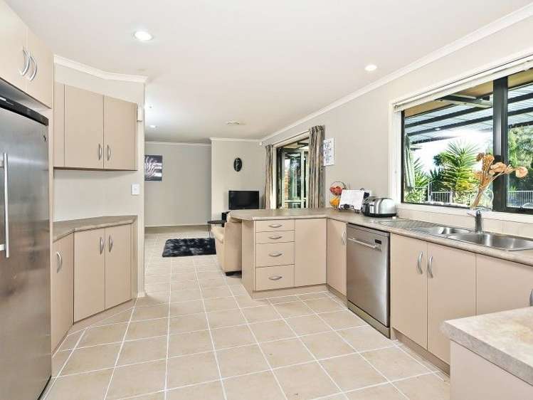 43 Sainsbury Road Puketaha_8